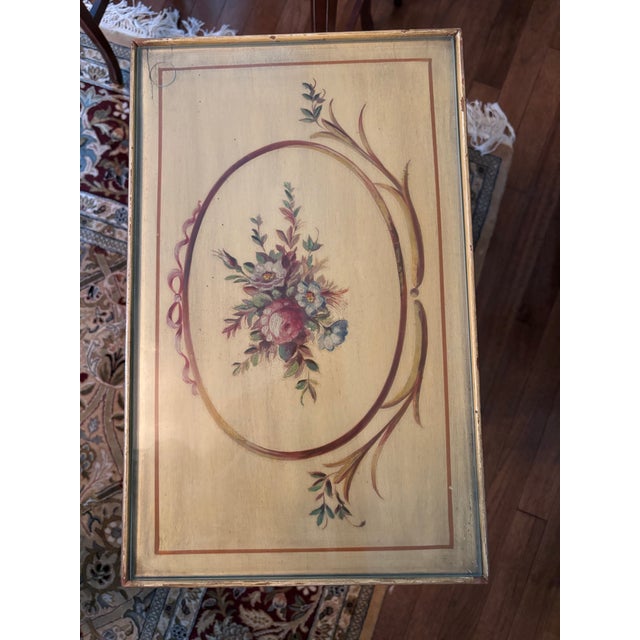Traditional 1940s Vintage Hand Painted Nesting Tables - Set of 2 For Sale - Image 3 of 12