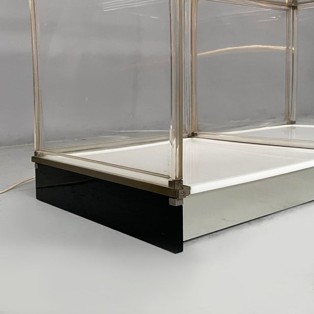 Space Age Italian Bookcase with Lamp in Acrylic Glass and Metal, 1970s For Sale - Image 13 of 17