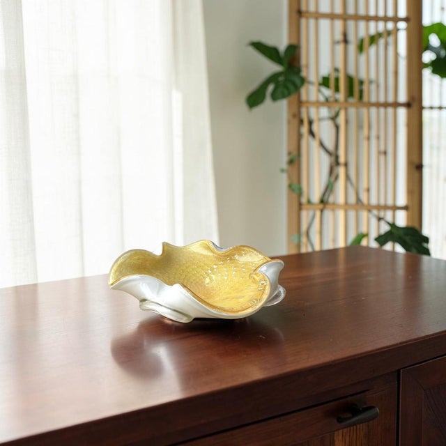Light Yellow Vintage Murano Art Glass Bowl Aventurine— White & Gold Fleck Centerpiece For Sale - Image 8 of 8