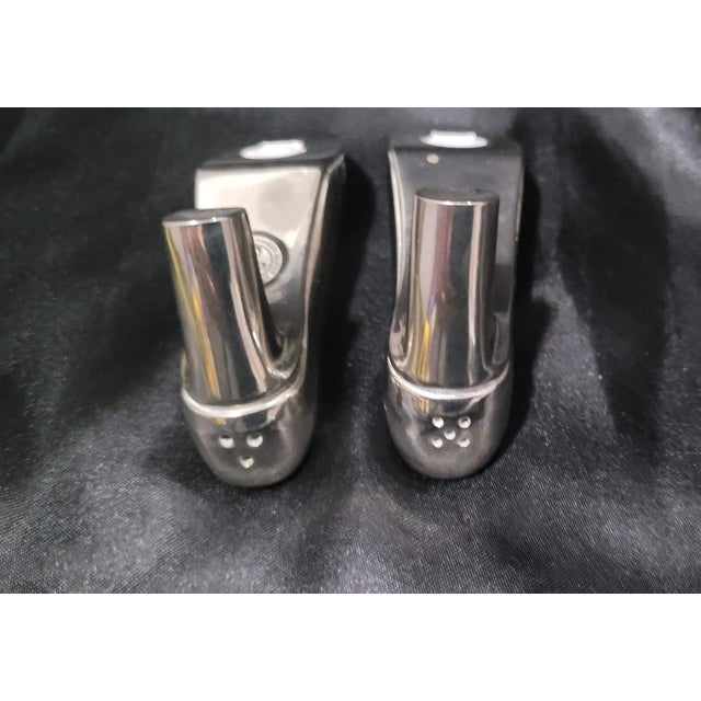 Metal Late 20th Century Godinger Ladies Shoes High Heel Pumps Silver Plated Salt & Pepper Shakers For Sale - Image 7 of 10