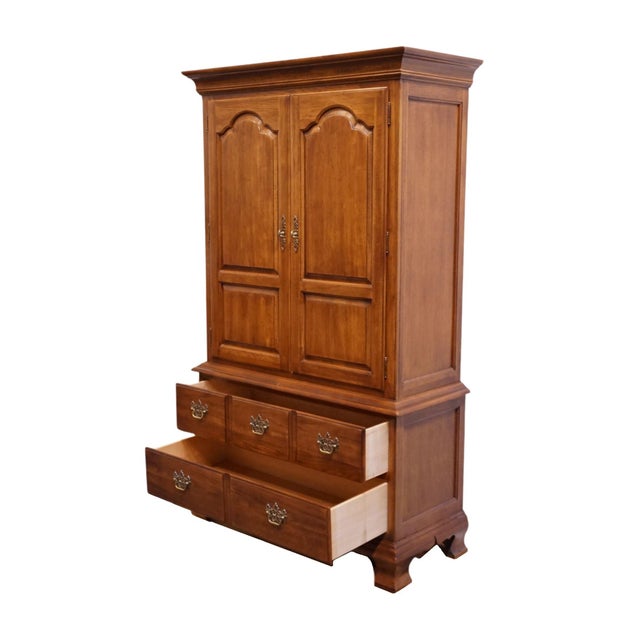 Thomasville Furniture Fisher Park Collection 44" Door Chest 21611-330 For Sale - Image 9 of 15