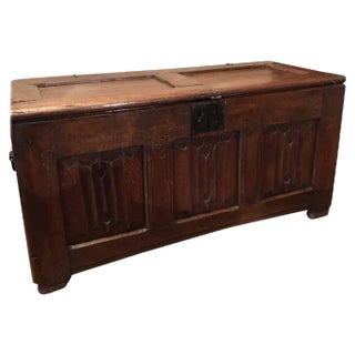 Late 15th Century Gothic Chest with Linenfold Pannels, 1480s For Sale