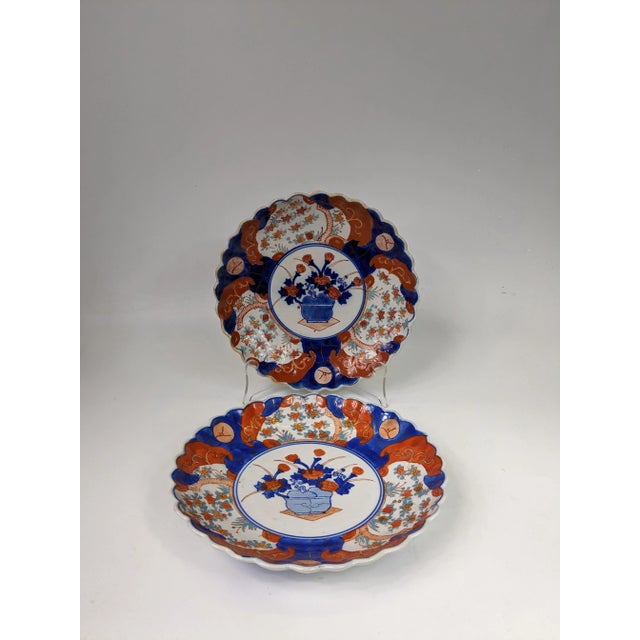 Japanese Pair of Early 20th Century Japanese Imari Plates For Sale - Image 3 of 7