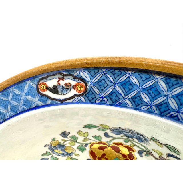 1960s Large Vintage Hand-Painted English Armorial Porcelain Bowl With Gilt Decoration For Sale - Image 5 of 13