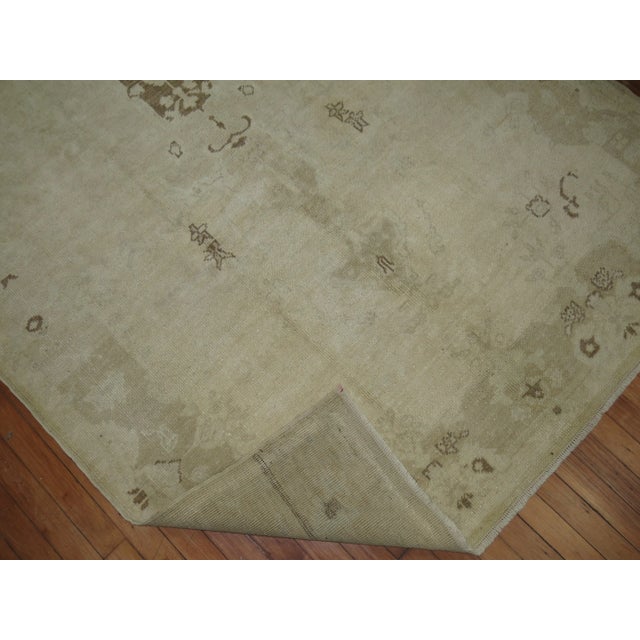 Vintage Neutral Turkish Oushak Rug; - 5'1" x 8'8" For Sale - Image 4 of 7