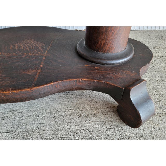 Wood Antique Oval Library Table Tiger Oak With Column Base Circa. 1890 For Sale - Image 7 of 13