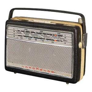 1960s Vintage Mid-Century Modern Nordmende Transita Spezial Transistor Radio World Receiver