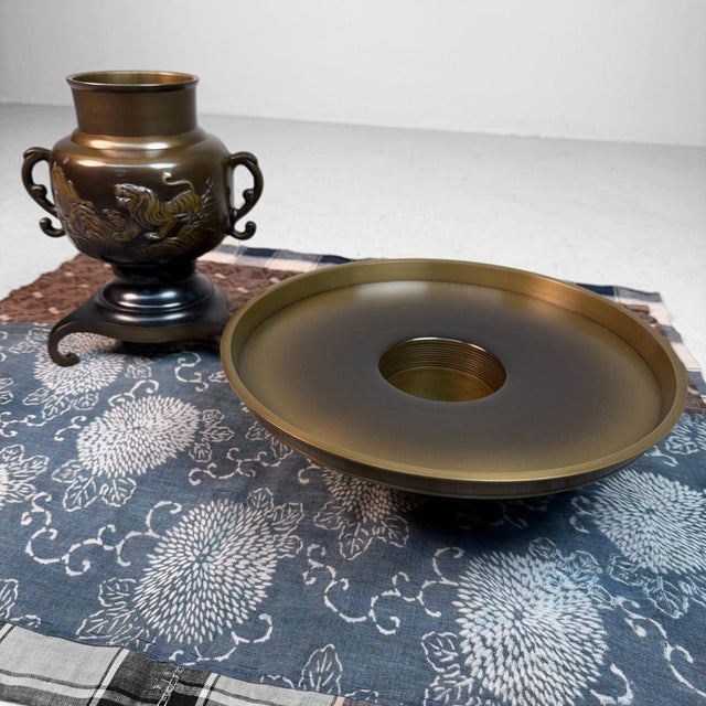 Bronze Usubata Ikebana Vase with Dragon and Tiger, Japan, 1990s For Sale - Image 10 of 18