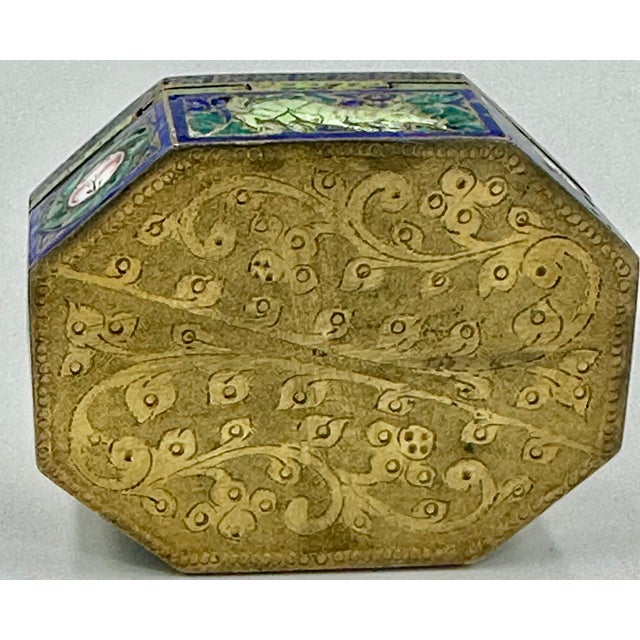 19th C. Indian Enamel Sterling Silver Box India Mughal Gilt Gems Enamel Antique Pill Snuff For Sale In Los Angeles - Image 6 of 11