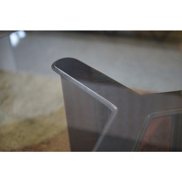 Circular Table with Base Covered in Brown Leather by Tito Agnoli for Matteo Grassi, 1970s For Sale - Image 3 of 11