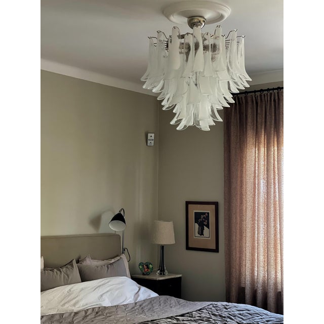 Large White Murano Chandelier For Sale - Image 5 of 11