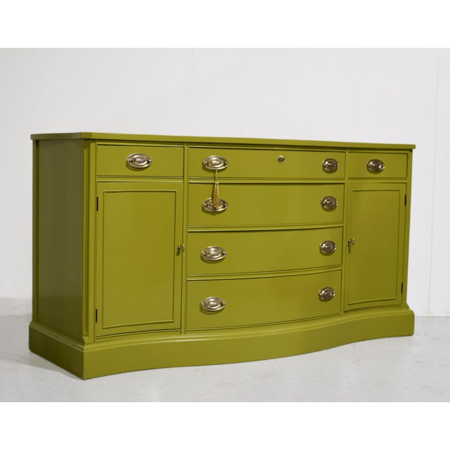 Traditional Mid Century Federal Style Serpentine Front Credenza by Bassett Furniture in Green - Newly Painted For Sale - Image 3 of 15