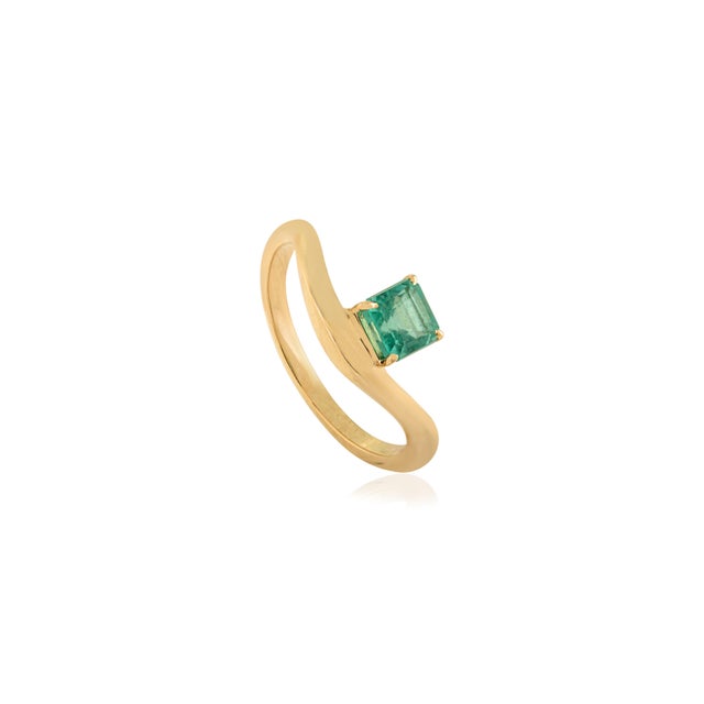 Contemporary VRJewels Square-Cut Solitaire Emerald Wave Band Ring Size 6 in 14k Yellow Gold For Sale - Image 3 of 14