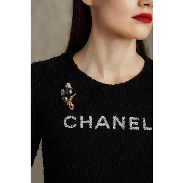 Bochic “Orient” Vintage Ruby & Black Tahiti Pearl Brooch Set In 18K Gold & Silver For Sale In New York - Image 6 of 10