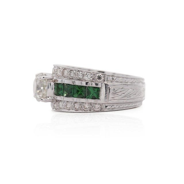 1.48 Carat Old Cut Diamond and Tsavorite Vintage Art Deco Filigree Ring, Size 8 For Sale In Miami - Image 6 of 8