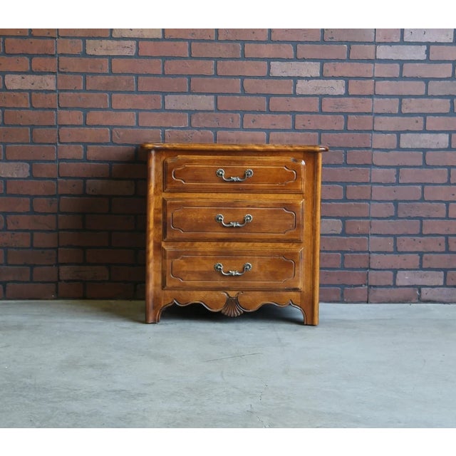 Provincial artistry combines with superior craftsmanship in these nightstands by Ethan Allen. Romantic and timeless the...