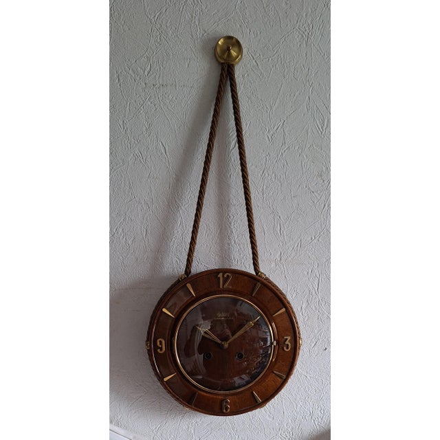 1950s Mid-Century Mechanical Wall Clock with Floating Anchor from Garant, 1950s For Sale - Image 5 of 5