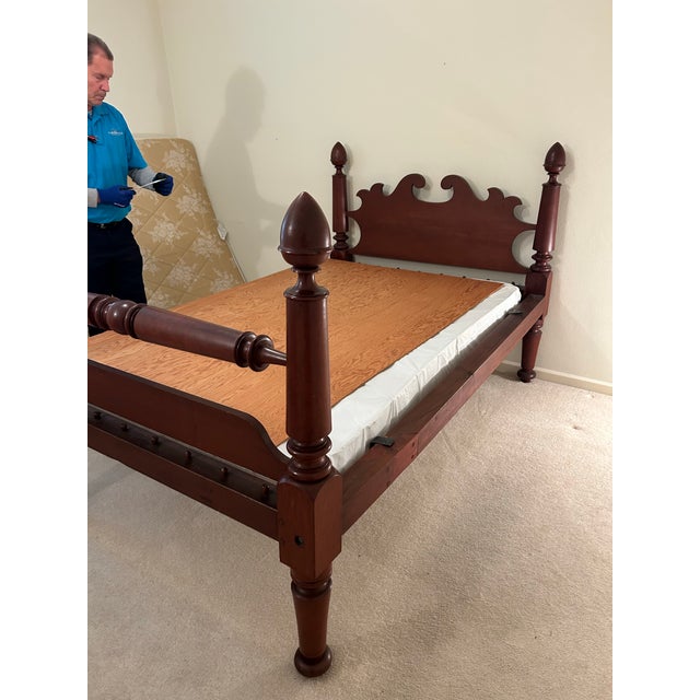 Beautiful short and chunky mahogany four poster bed in traditional full size. This was a family heirloom piece of...