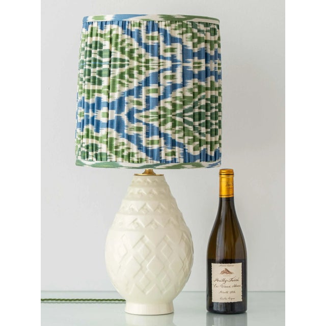 Vintage Ceramic Urn Table Lamp in Glacial Blue with New William Morris Shade, in Very Good conditions. Designed 1920 to...