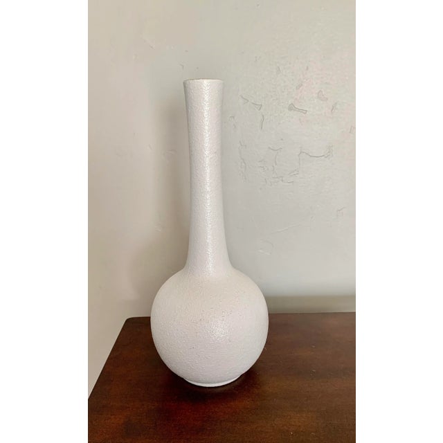 1960s MidCentury Modern Haeger White Ceramic Bottle Vase With Green Lining Chairish
