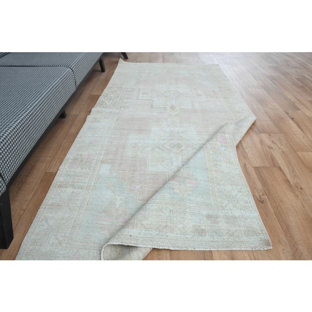 1970s 1970s Vintage Handmade Wool Cotton Turkish Beige Area Rug For Sale - Image 5 of 11