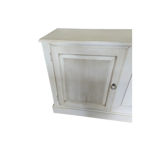 Late 20th Century Ethan Allen Credenza Swedish Home Sideboard Buffet Server Console Cabinet 630 For Sale In Philadelphia - Image 6 of 17