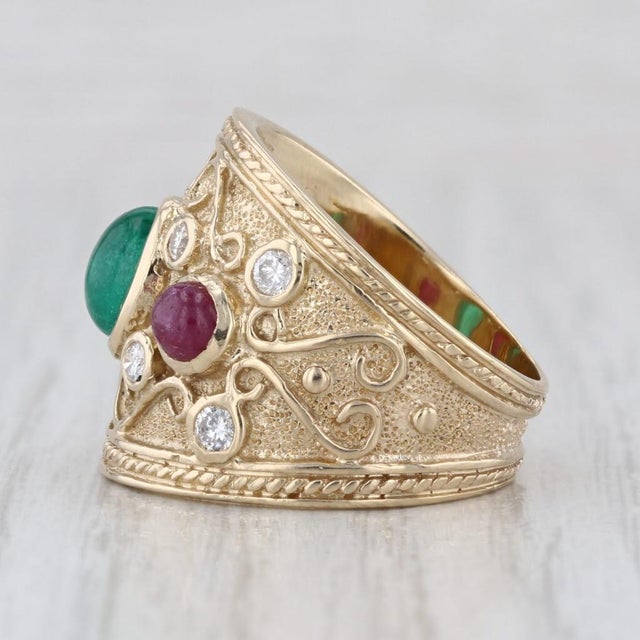 Gold Vintage Ornate Emerald Ruby Diamond Ring 14k Yellow Gold Size 6.25 For Sale - Image 8 of 8