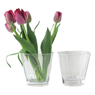 Swedish Modern Art Deco Crystal Vases Parrot Bird Design For Sale