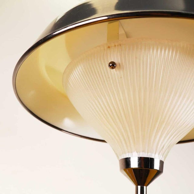 Table Lamp attributed to BBPR for Artemide, 1960s For Sale - Image 3 of 14