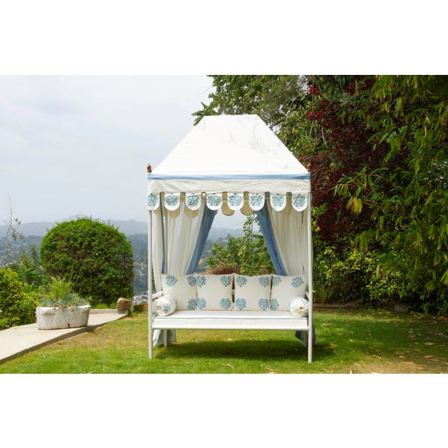 Coastal Blue & White Floral Block Print Garden Daybed For Sale - Image 4 of 15