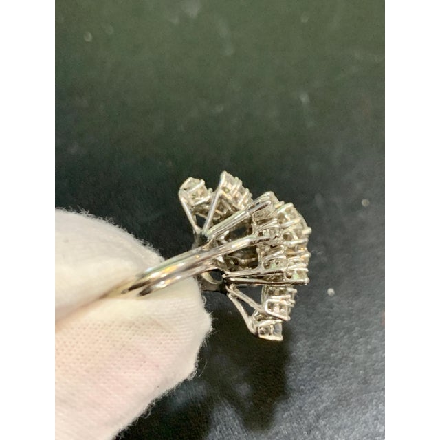 2010s 2.5 Carat Diamond Cluster Cocktail Ring 18 Karat White Gold 12.8 Grams Ring For Sale - Image 5 of 18