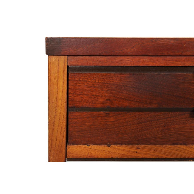 Pair of Lane Tuxedo Walnut and Rosewood Inlaid Bowtie End Tables, Circa 1960s For Sale - Image 12 of 18