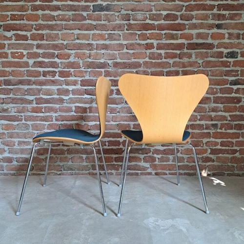 Sjuan Chairs by Arne Jacobsen for Fritz Hansen, Set of 6 For Sale - Image 5 of 7