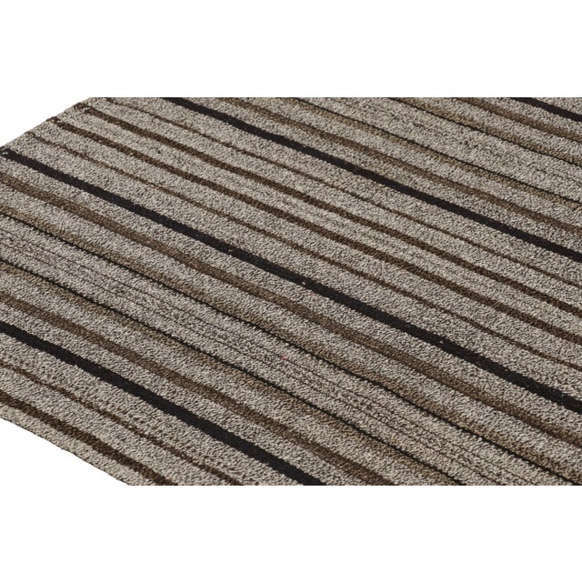 Vintage Palas Bidjari Persian Kilim, Gray Geometric Stripe - Rug & Kilim For Sale In New York - Image 6 of 8