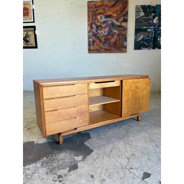 Newly Refinished Mid Century Modern Low Dresser by Edmund Spence For Sale In Phoenix - Image 6 of 12