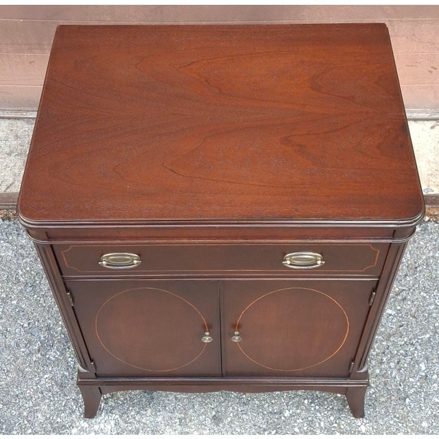 Wood 1930s Refinished Federal Style Mahogany Side Table With Sheet Music Cabinet For Sale - Image 7 of 9