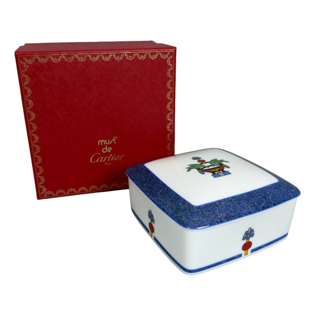 Box in Porcelain Limoges from Cartier For Sale