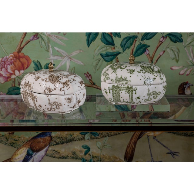 Winterthur for Port 68 Dragon Pagoda Mocha Box For Sale In Chicago - Image 6 of 9
