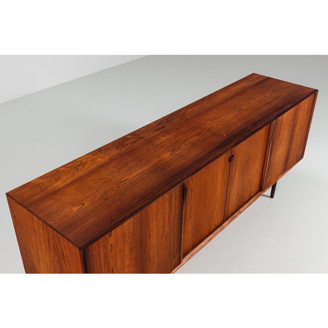 Sideboard in Rosewood attributed to Henry Rosengren Hansen for Brande Møbelindustri, Denmark, 1960s For Sale - Image 11 of 18