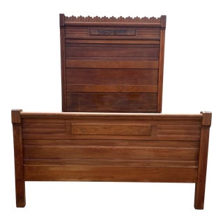 Vintage Victorian Eastlake Style Full Bed For Sale