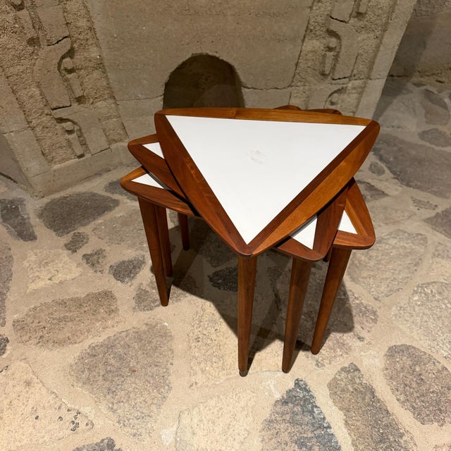 White Arthur Umanoff Nesting Side Table Set Triangular Mid-Century Modern For Sale - Image 8 of 9