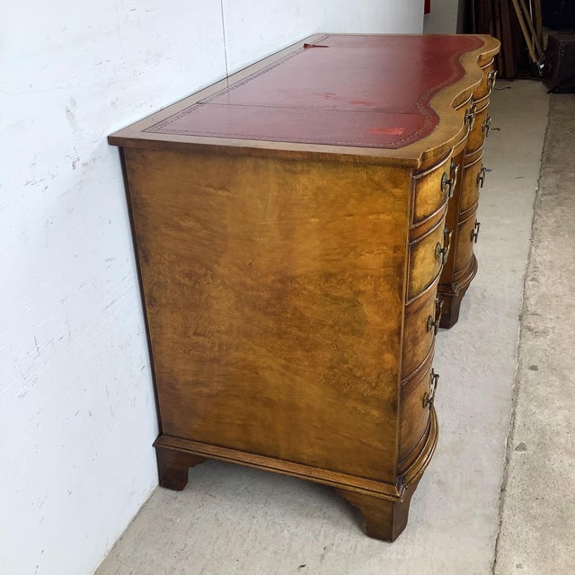 Vintage Queen Anne Style Burl Walnut Writing Desk With Serpentine Front and Leather Top For Sale In Philadelphia - Image 6 of 12
