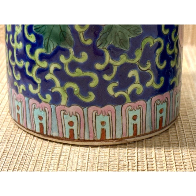 Vintage Chinoiserie Hand Painted Chinese Enameled Brush Pots - A Pair For Sale In New York - Image 6 of 12