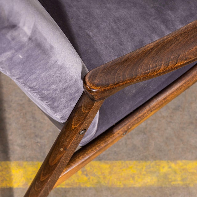 Wood Armchairs in Grey Cotton Velvet from Jaroslav Smidek, 1950s For Sale - Image 7 of 11