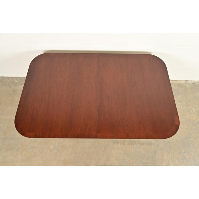 Baker Furniture Style Georgian Mahogany Double Pedestal Extension Dining Table, Newly Refinished For Sale - Image 9 of 14