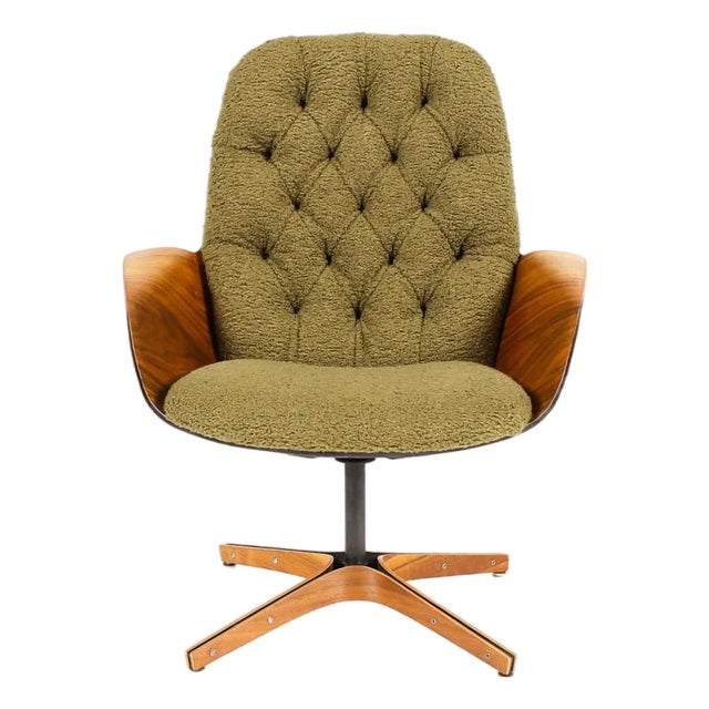 Vintage Mid Century Plycraft Walnut George Mulhauser Lounge Chair— Mrs. Chair — Olive Bouclé For Sale