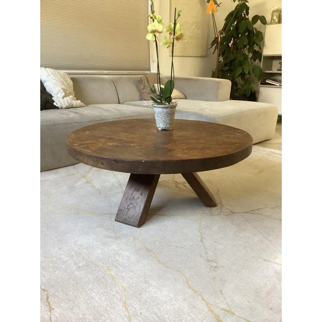 See the construction pins on the side, see picture.