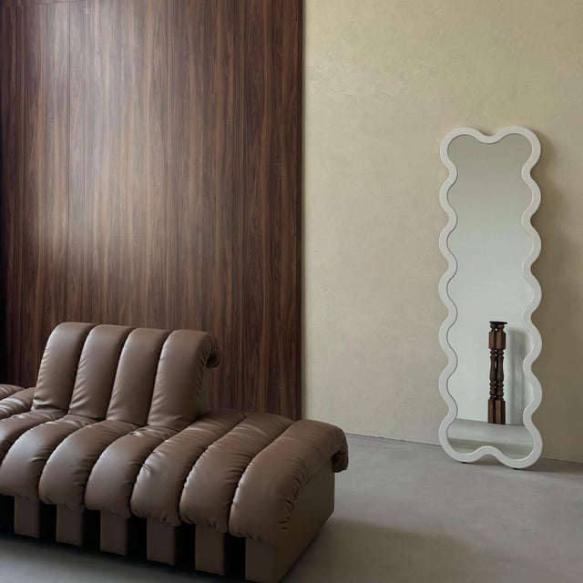 Statement Contemporary Wavy Wall Mirror – Hvyli 14 Designed by Ivan Voitovych For Sale - Image 6 of 18