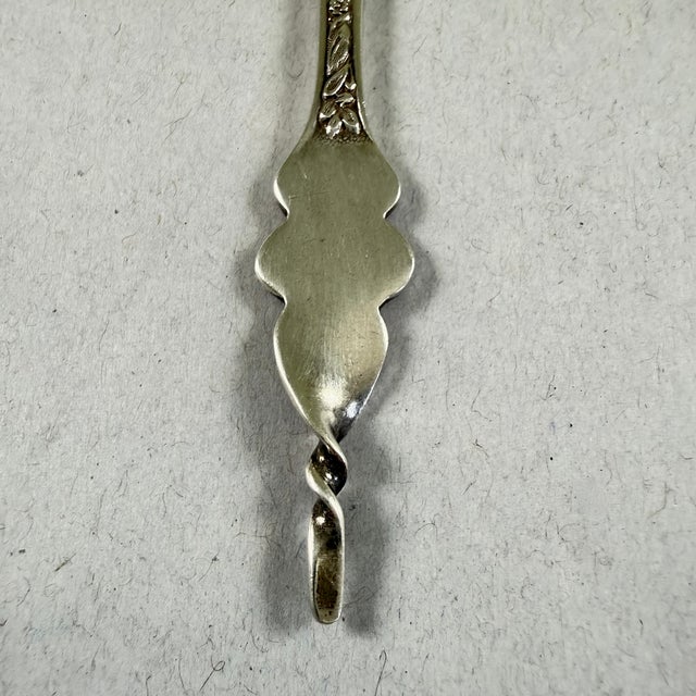 1930s Stieff Sterling Silver Corsage Repoussé Pattern Butter Pick For Sale In Philadelphia - Image 6 of 11