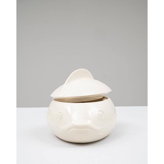 20th Century French Special Edition Porcelain Tureen With Lid For Sale - Image 17 of 18